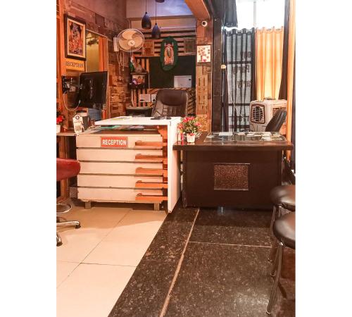 hotel 7 spices restaurant and banquet by wb inn