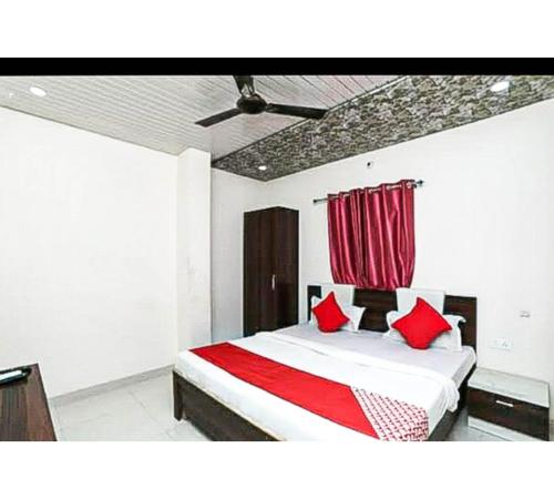 hotel 7 spices restaurant and banquet by wb inn