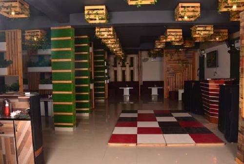 hotel 7 spices restaurant and banquet by wb inn