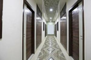 hotel 7 spices restaurant and banquet by wb inn