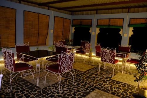 hotel emperor palace