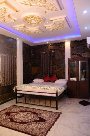 Hotel Emperor Palace,Nai>>Udaipur,3 star