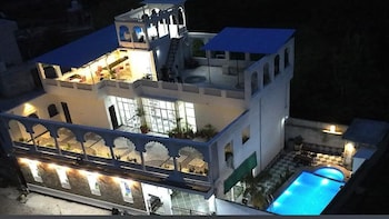 hotel emperor palace