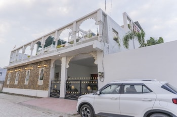 hotel emperor palace