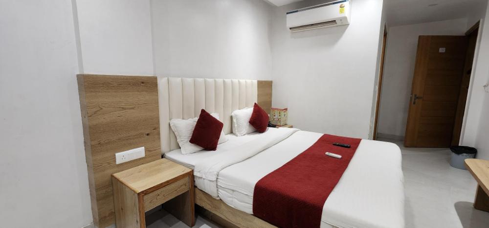 hotel shree sai dham