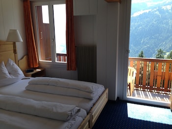 hotel bellevue traditional swiss hideaway