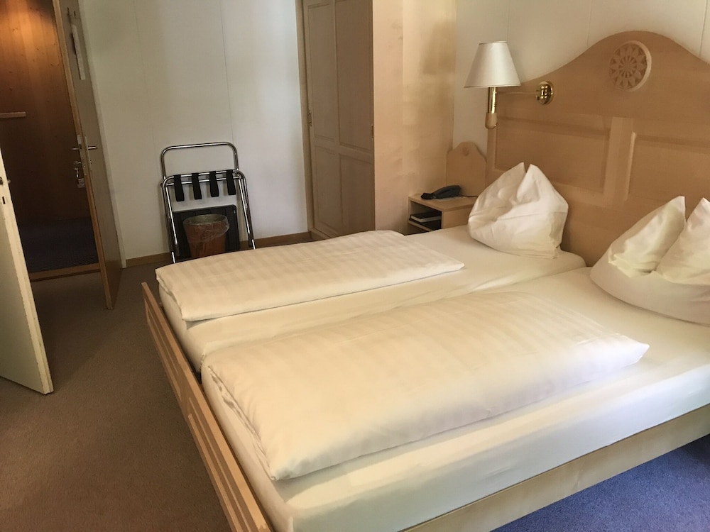 hotel bellevue traditional swiss hideaway