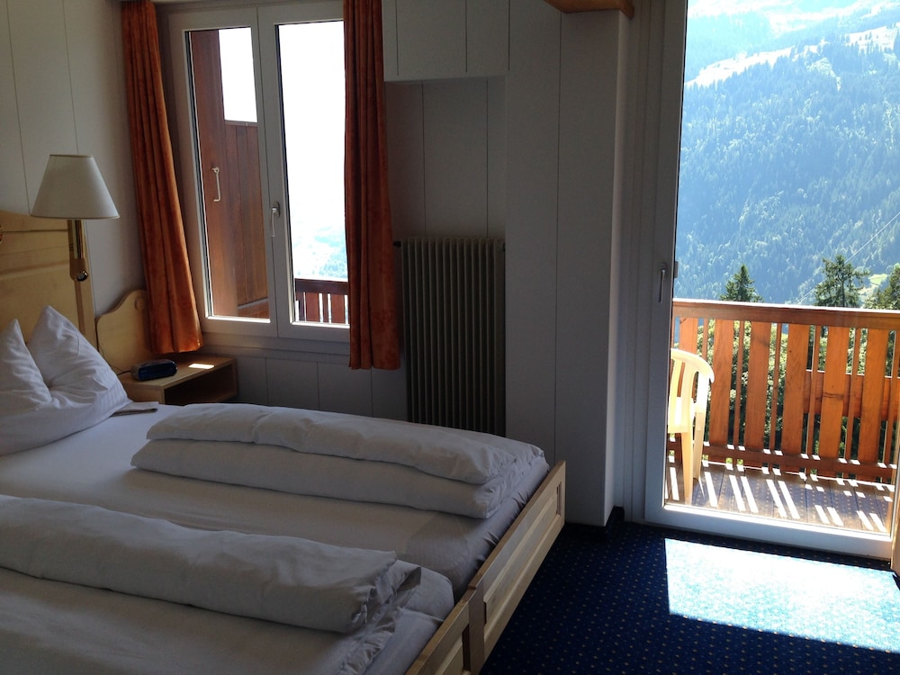 hotel bellevue traditional swiss hideaway