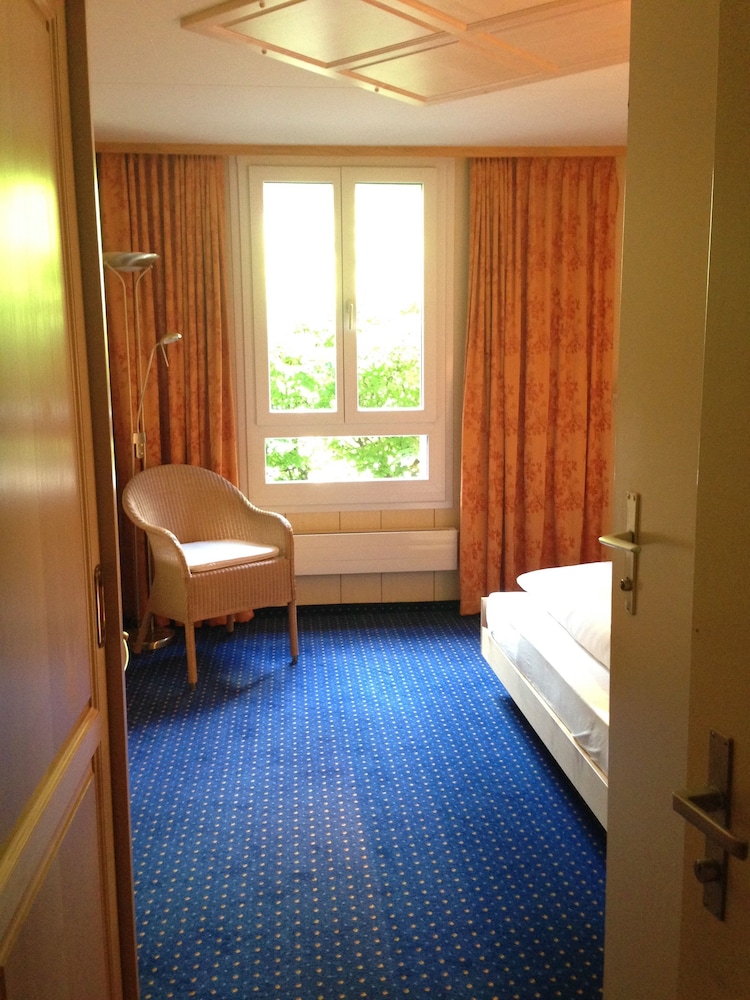 hotel bellevue traditional swiss hideaway