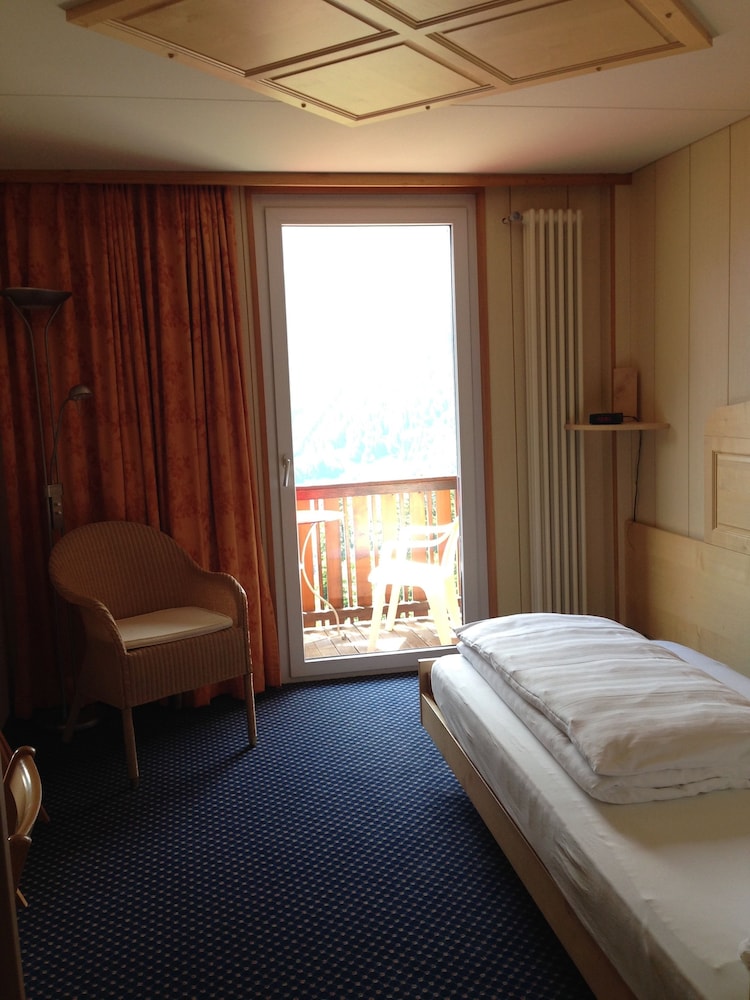 hotel bellevue traditional swiss hideaway