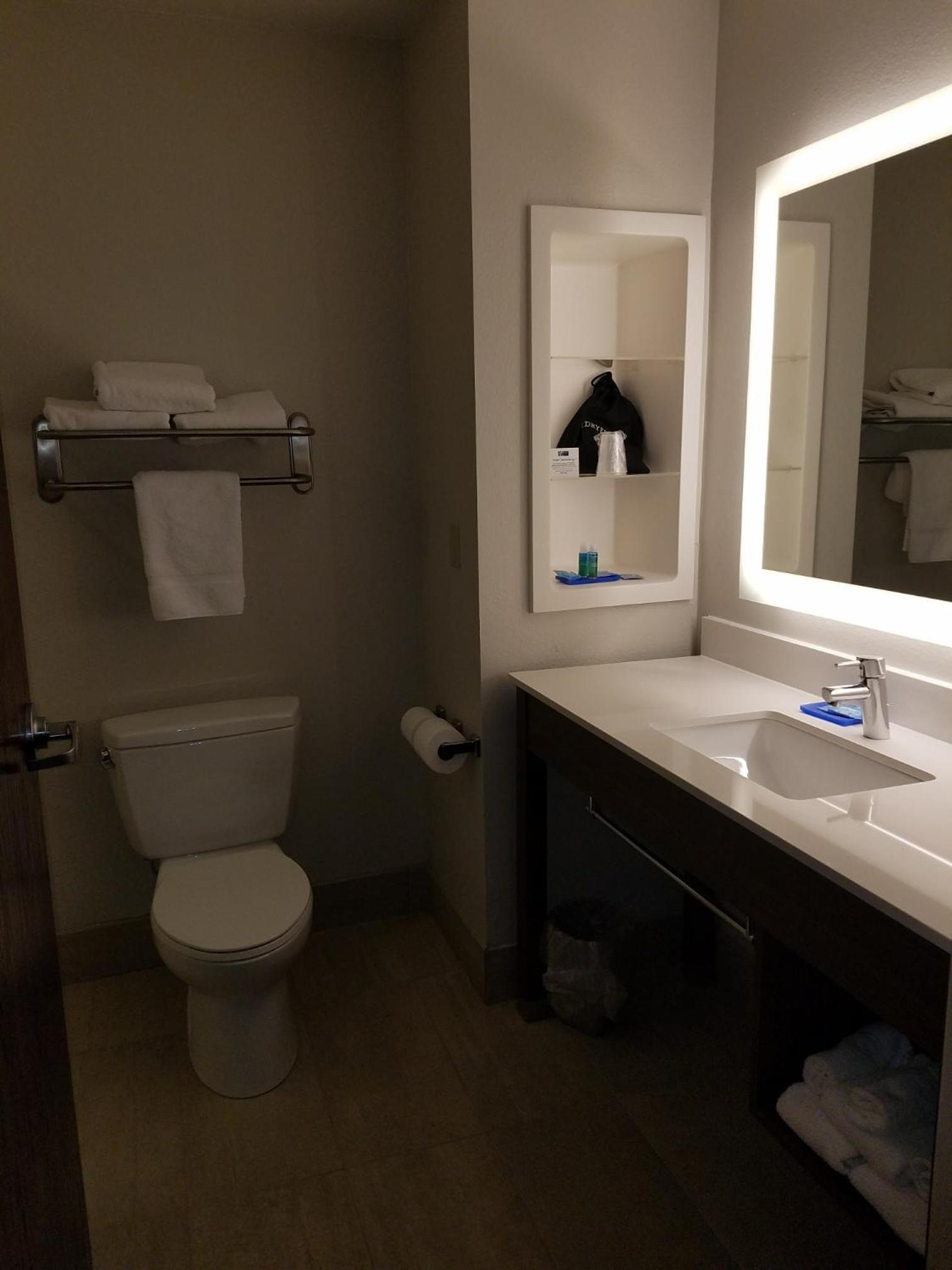 holiday inn express and suites rolla univ of misso