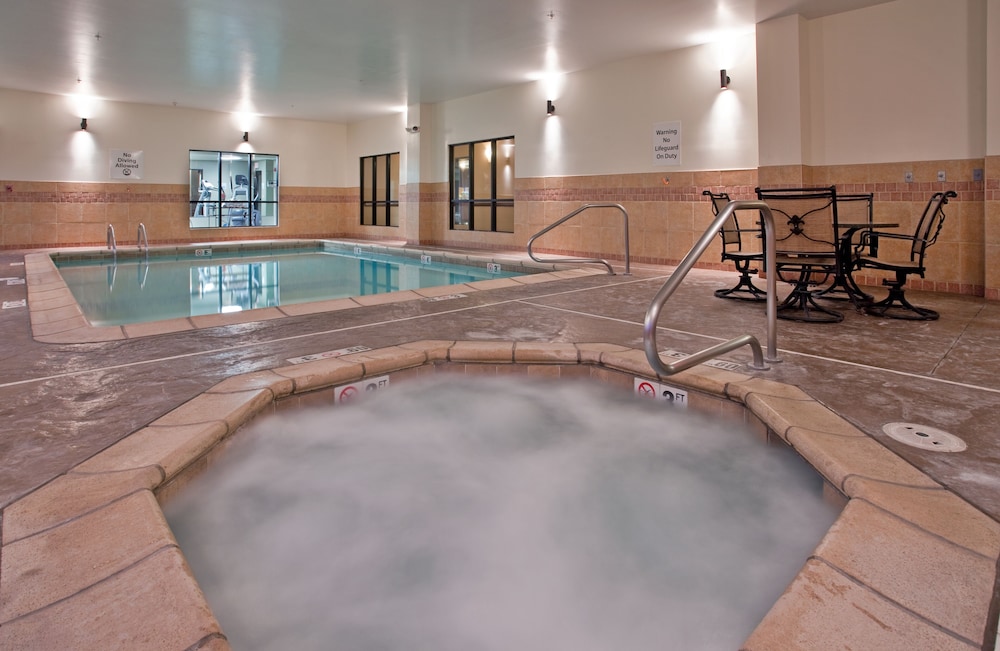 holiday inn express and suites rolla univ of misso