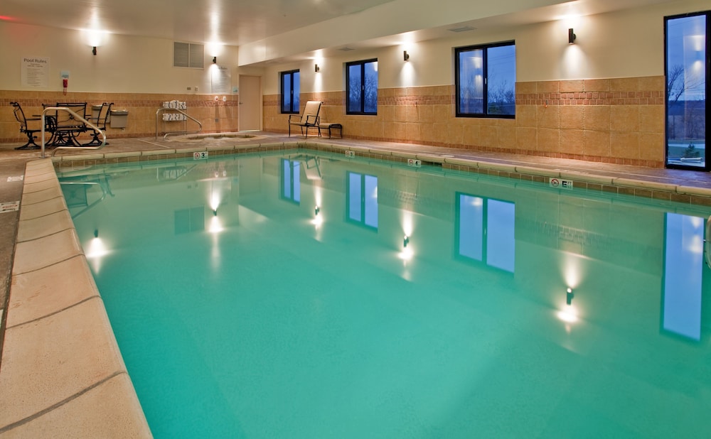 holiday inn express and suites rolla univ of misso
