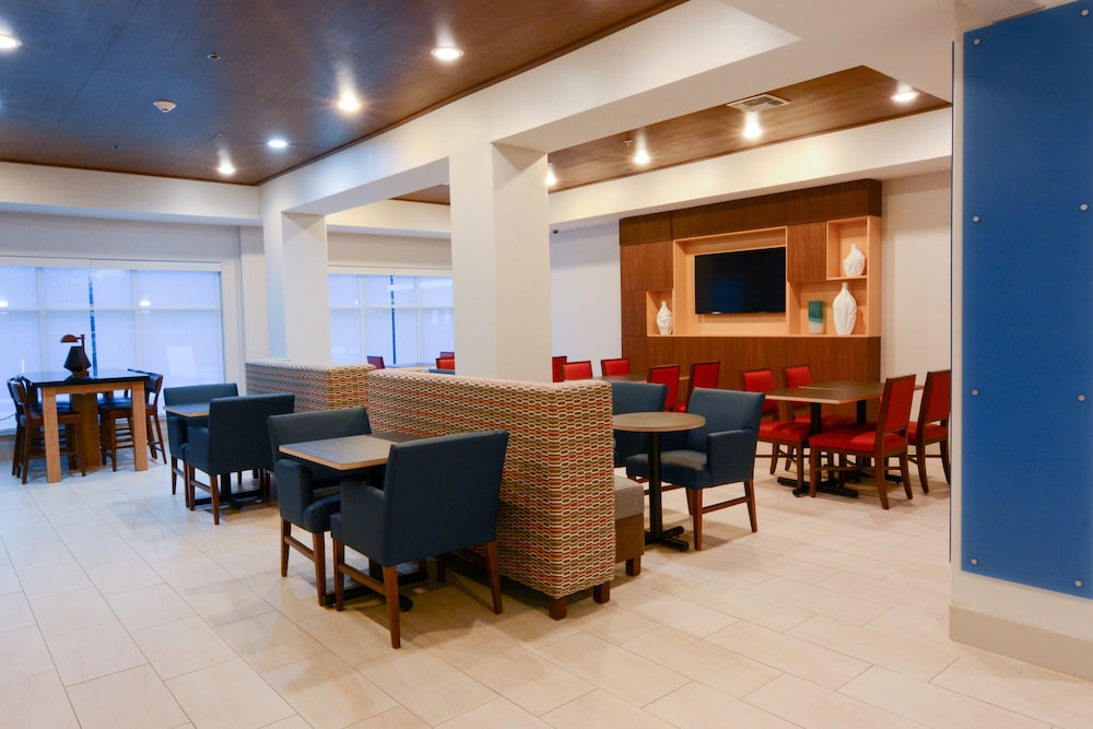 holiday inn express and suites rolla univ of misso