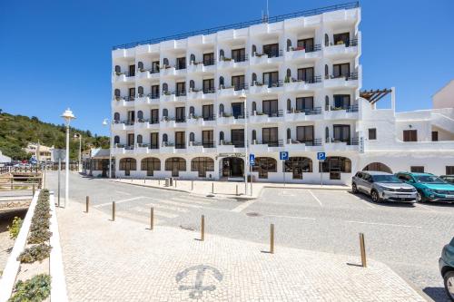 hotel residencial salema