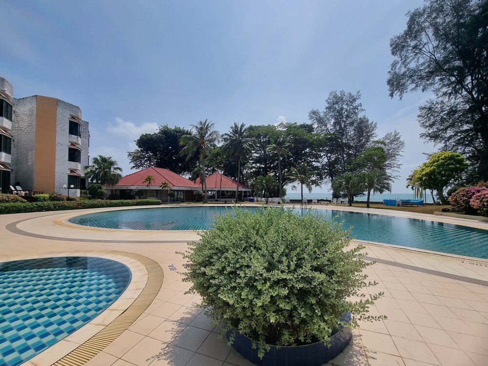 palmeraiebeach resort rayong