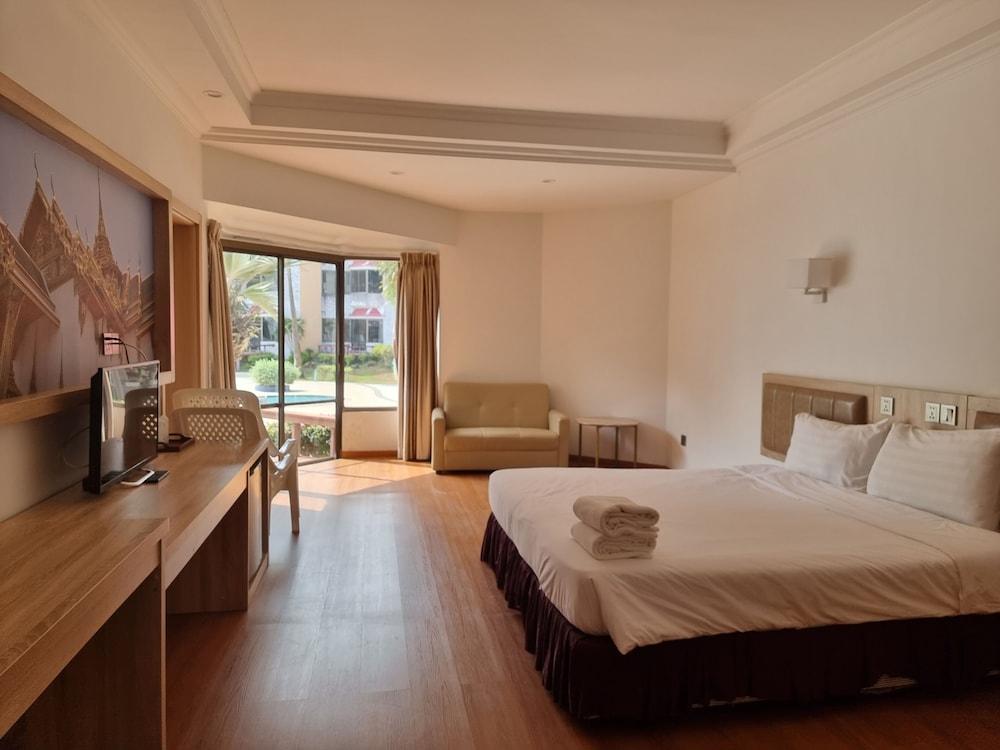 palmeraiebeach resort rayong