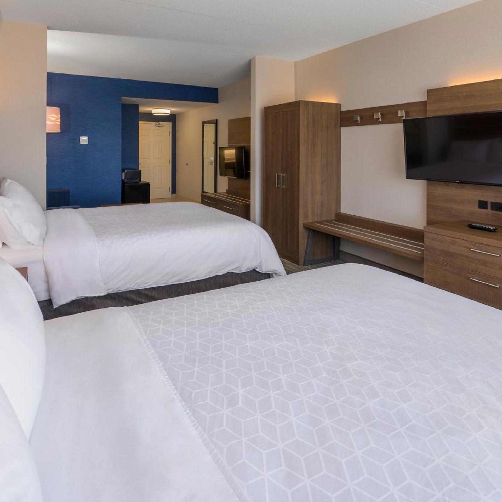 holiday inn express and suites north bay by ihg