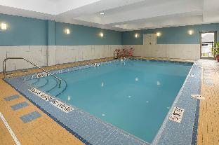 holiday inn express and suites north bay by ihg