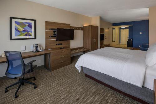 holiday inn express and suites north bay by ihg