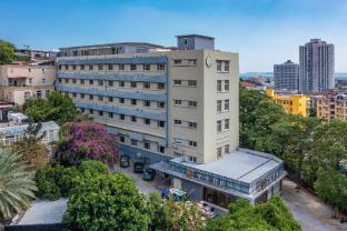ji hotel xiamen university