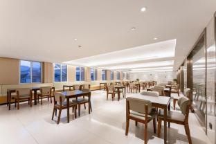 ji hotel xiamen university