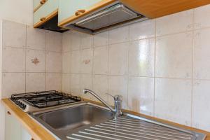 marina manna hotel and club village