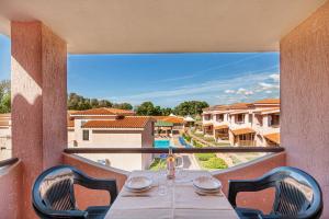 marina manna hotel and club village