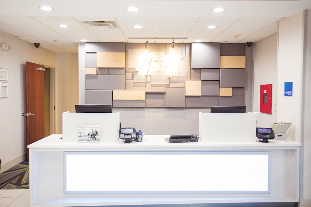 holiday inn express and suites knoxville farragut by ihg