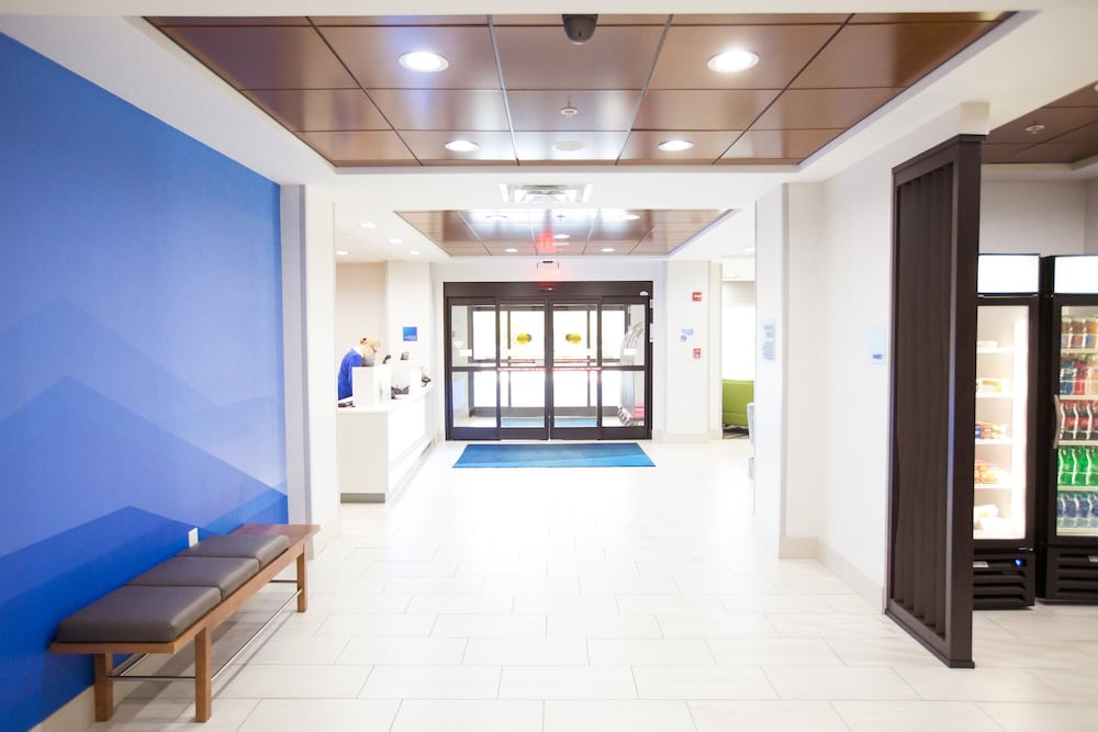 holiday inn express and suites knoxville farragut by ihg