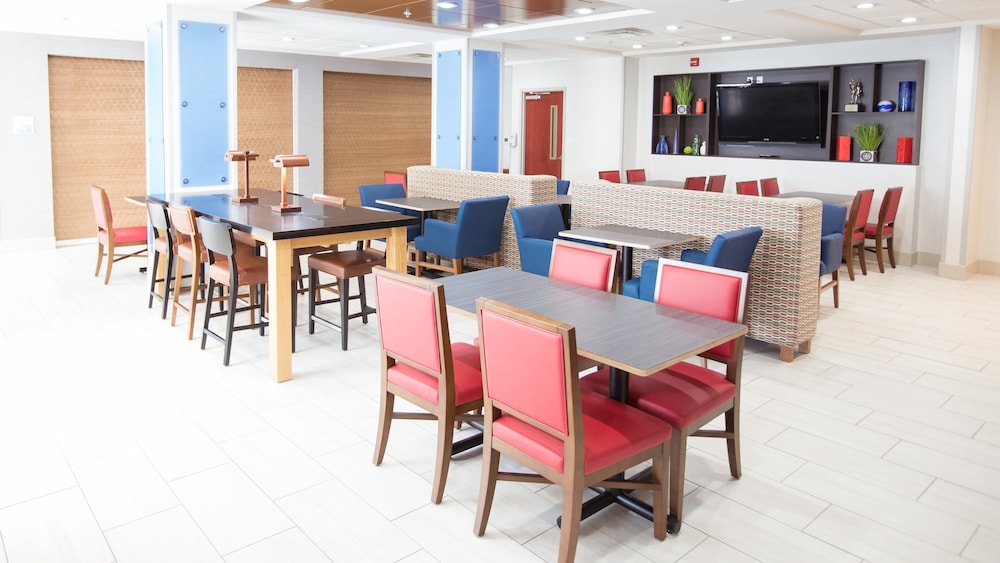 holiday inn express and suites knoxville farragut by ihg