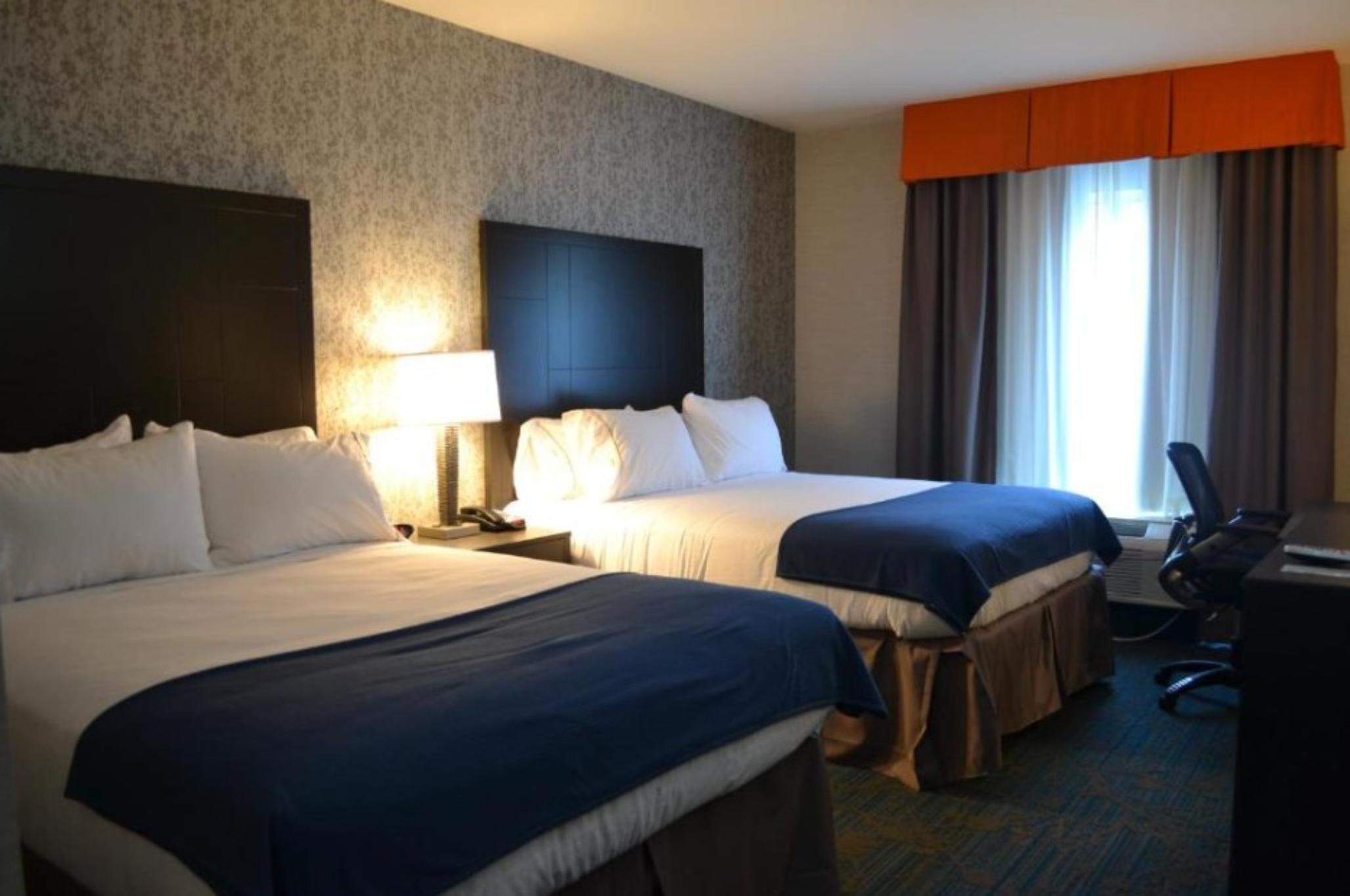 holiday inn express hotel and suites knoxville by ihg