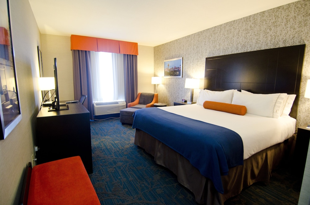 holiday inn express hotel and suites knoxville by ihg