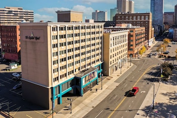 The Capitol Hotel,Near Bushnell Park,3 star