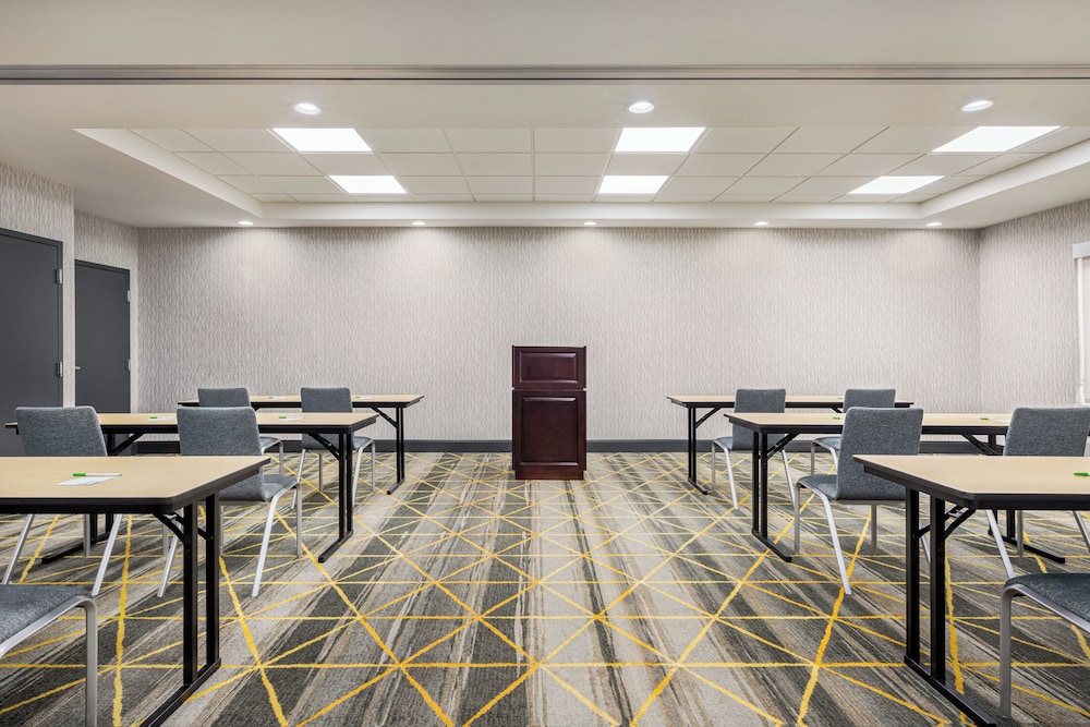 holiday inn cheshire southington by ihg
