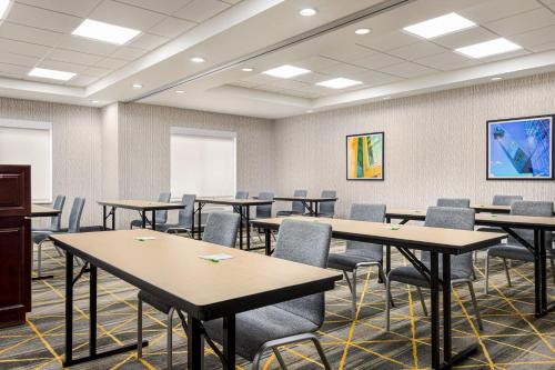 holiday inn cheshire southington by ihg