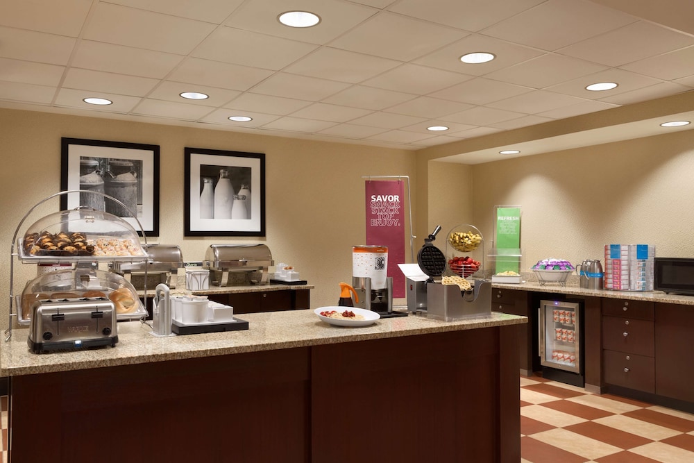 hampton inn and suites hartford east hartford
