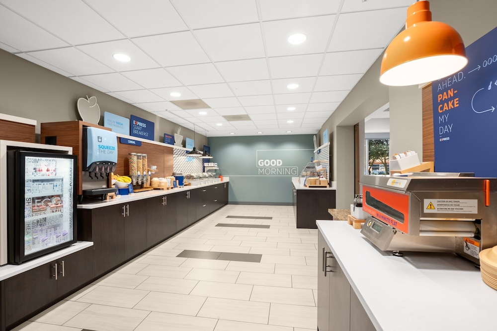 holiday inn express and suites marysville by ihg