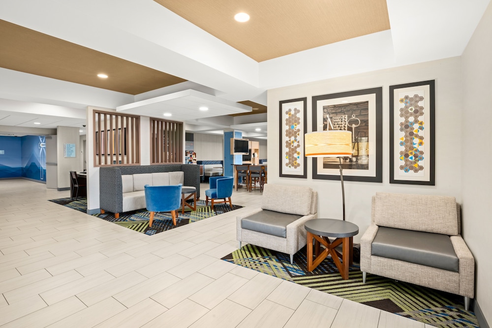 holiday inn express and suites marysville by ihg