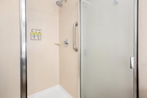 holiday inn express and suites marysville by ihg