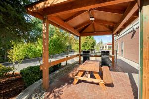holiday inn express and suites marysville by ihg