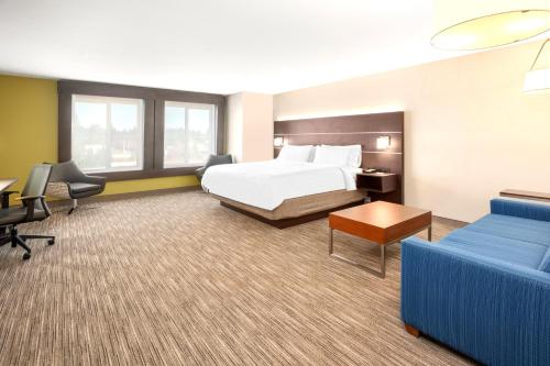holiday inn express and suites marysville by ihg