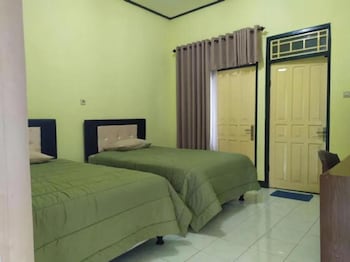 lembah rinjani villa and resto