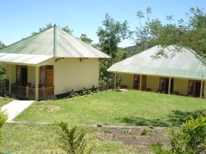 lembah rinjani villa and resto