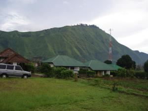 lembah rinjani villa and resto