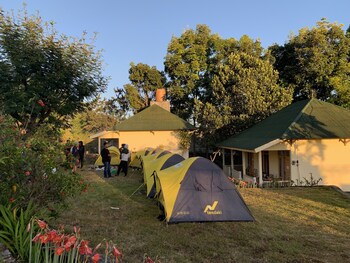 lembah rinjani villa and resto