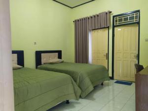 lembah rinjani villa and resto