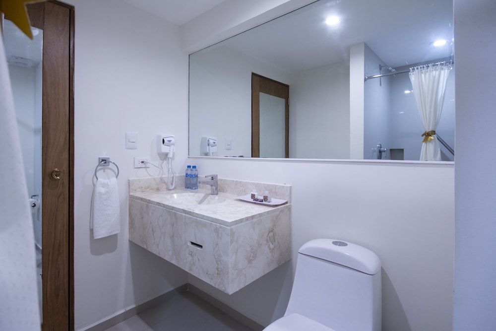 mision express merida altabrisa