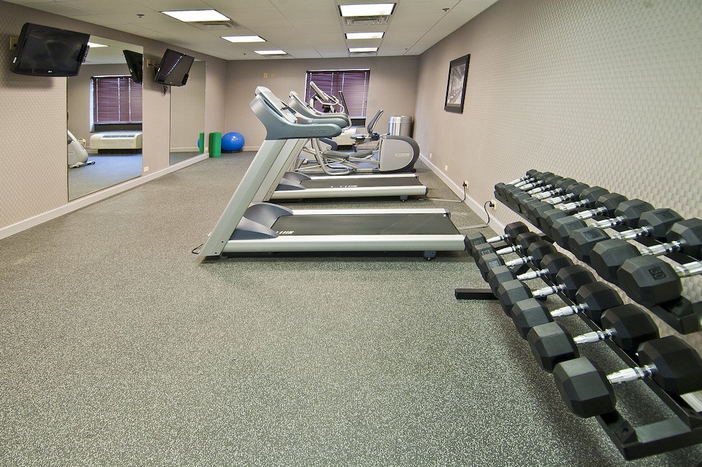 holiday inn express hotel and suites jackson pearl