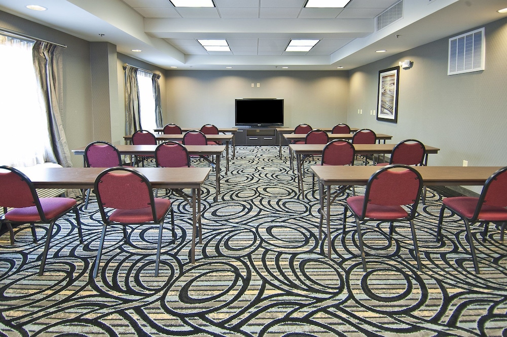 holiday inn express hotel and suites jackson pearl